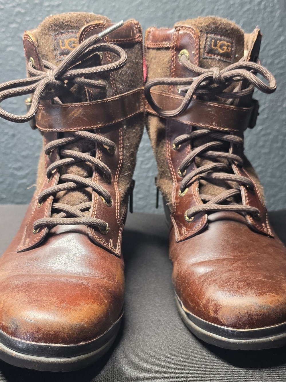 UGG Women's Brown Leather Lace-Up Ankle Boots